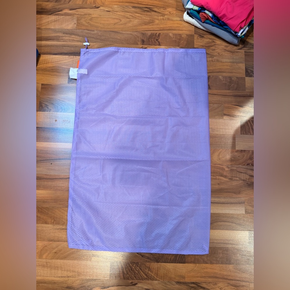 Source Unknown Lavender Mesh Laundry or Storage Bag